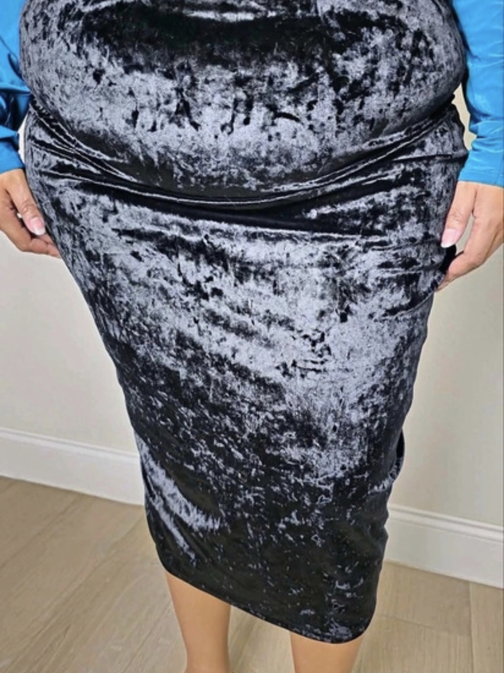 Women's Velvet Midi Skirt in Black & Gray